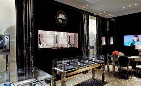 Dior jewellery boutique